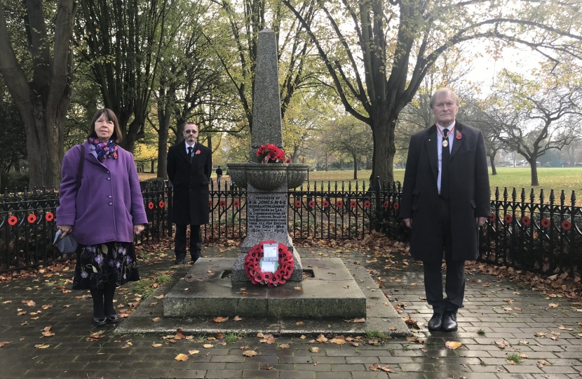Sir David honours the sacrifices of servicemen and women for Remembrance Sunday  