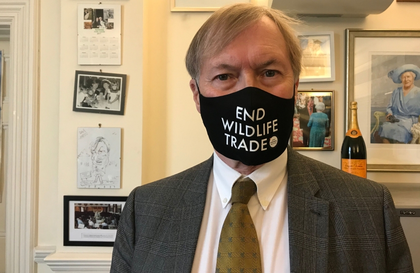 Sir David calls on the Prime Minister to support a wildlife trade ban at the G20 meeting of global leaders