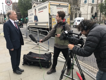 Sir David delivers a letter to the Prime Minister asking for an apology on forced adoptions